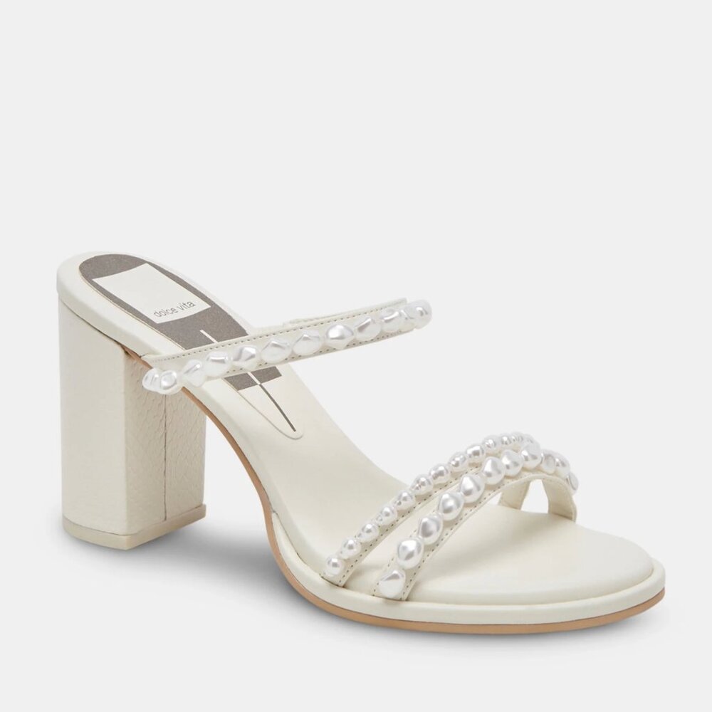 Dolce Vita Barrit Pearl Vanilla Pearls, Size 5.5